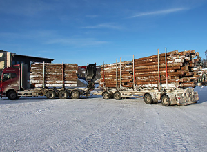 Tester tømmervogntog på 74 tonn