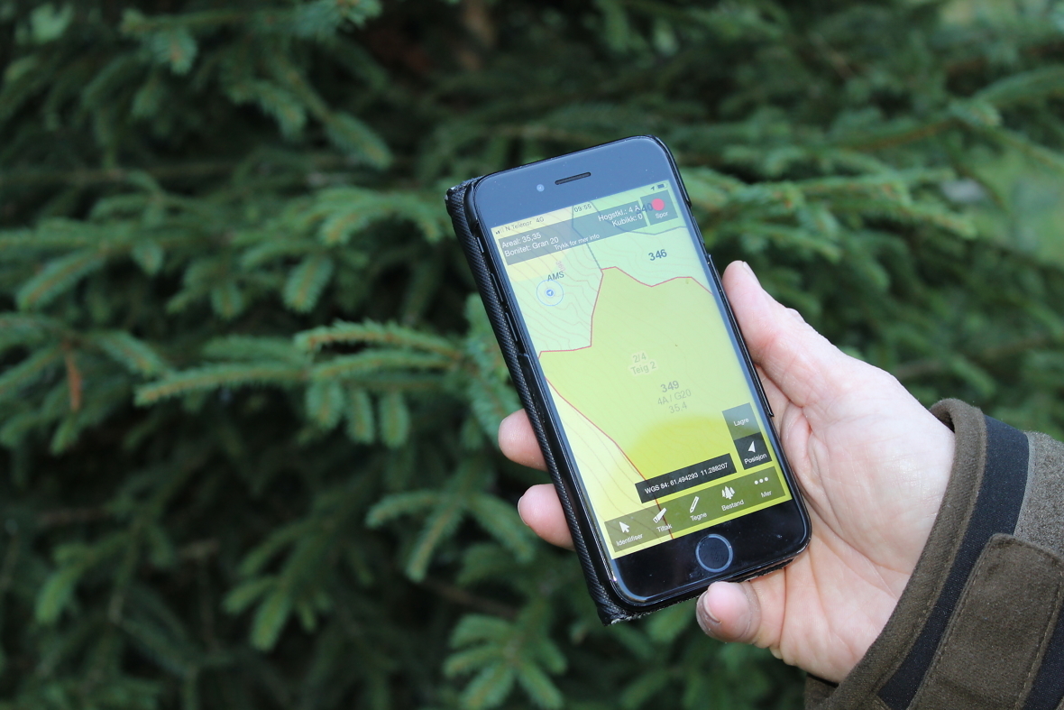 På GIS-kurs kan du lære å lage digitale kart for brukere av skogen din. Foto: Hanne Kathrine Sjølie. 