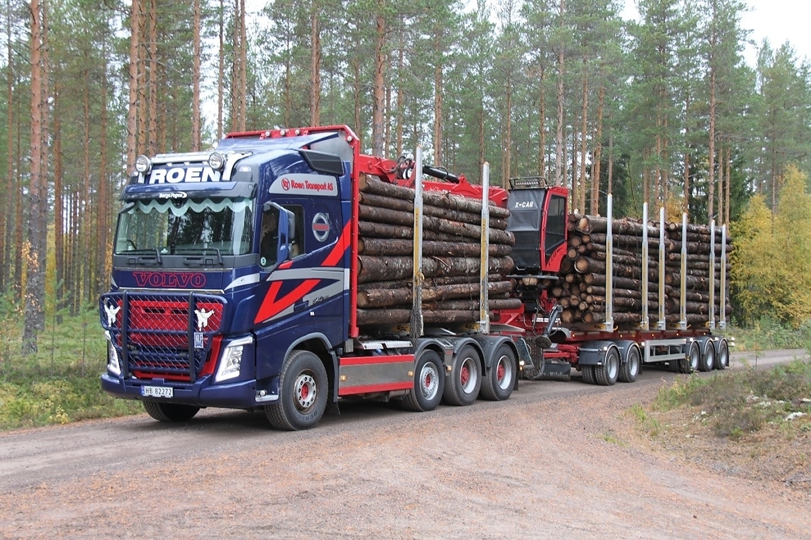 Prøveordning for 74 tonn tømmervogntog. Foto Dag Skjølaas